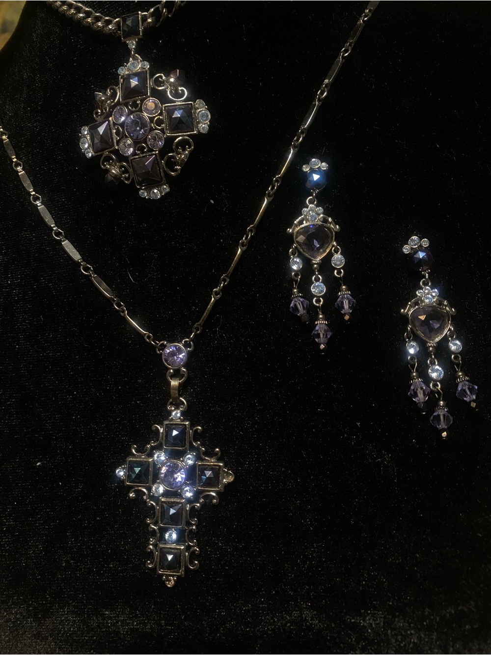 Vintage 1990s 1928 dark romance medieval jewelry collection